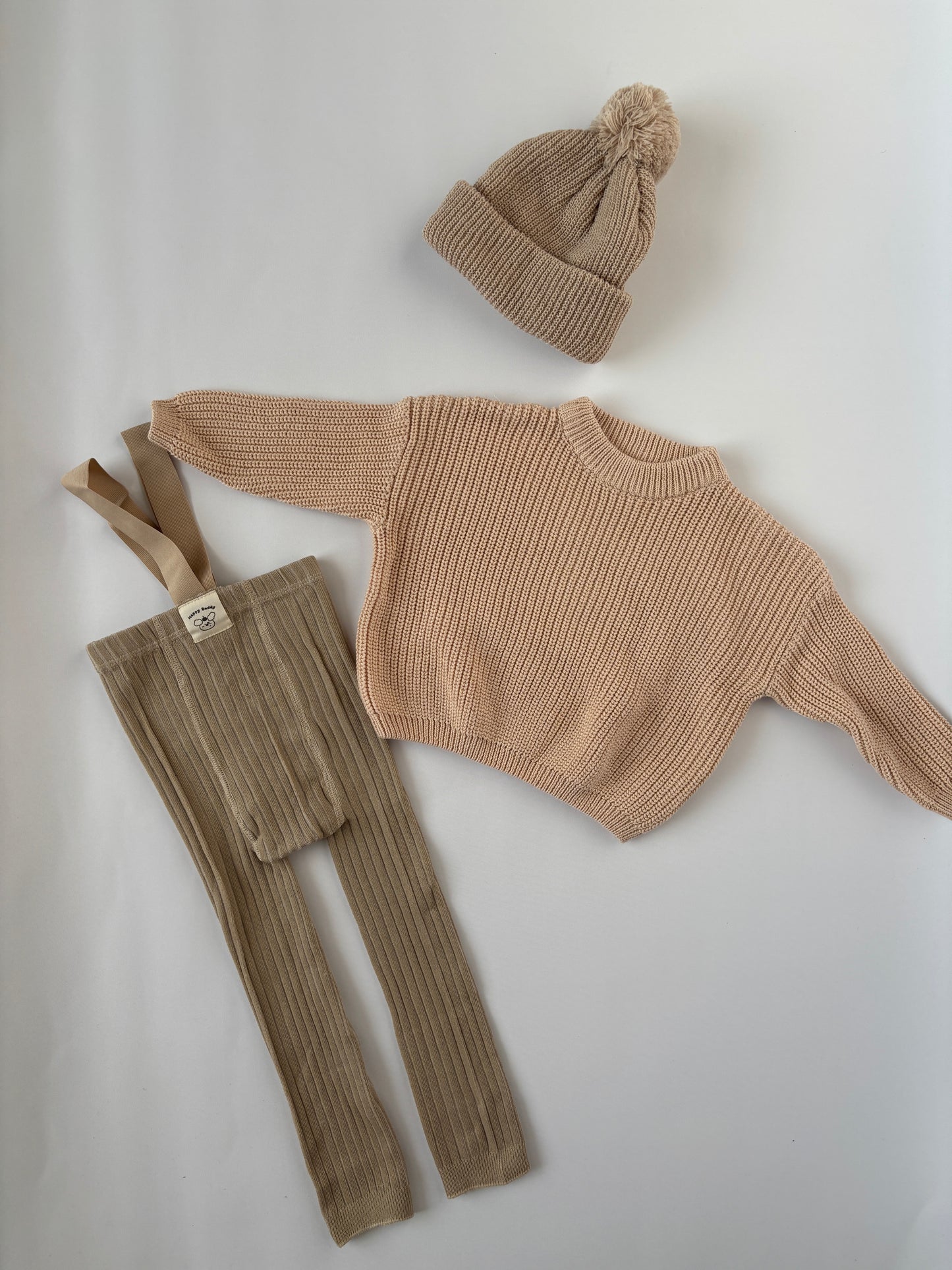 Adīts džemperis ar izšuvumu